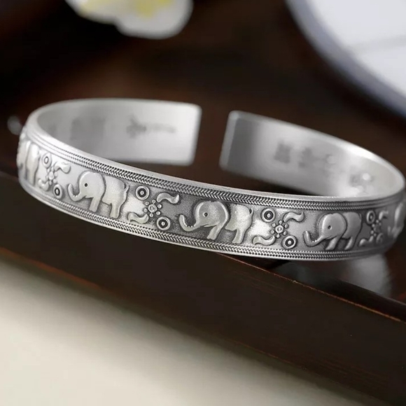 Unisex Engraved Elephant Bracelet 999 Pure Silver Cuff - Picture 4 of 14